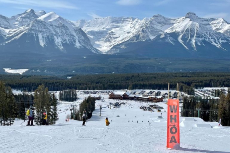 807358263-1705824336 كندا.. أطول جولة سفاري للتزلج في العالم