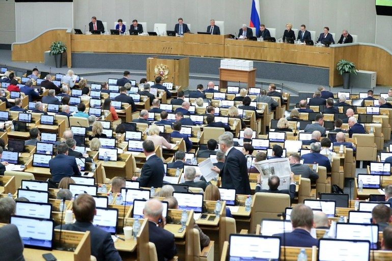 rtsi17zt-1684312789 Russian lawmakers attend a plenary session of the State Duma, the lower house of parliament, in Moscow