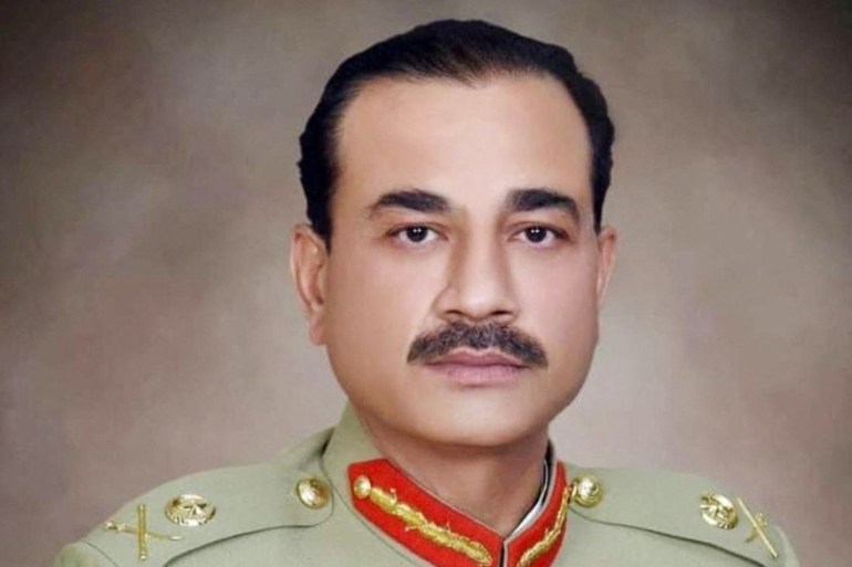200 Lieutenant General Asim Munir, who was named as the new chief of army staff (COAS) of Pakistan, in this handout picture distributed by the Inter Services Public Relations, Islamabad Pakistan November 24, 2022. Inter Services Public Relations (ISPR)/Handout via REUTERS ATTENTION EDITORS - THIS PICTURE WAS PROVIDED BY A THIRD PARTY. NO RESALES. NO ARCHIVE. MANDATORY CREDIT.