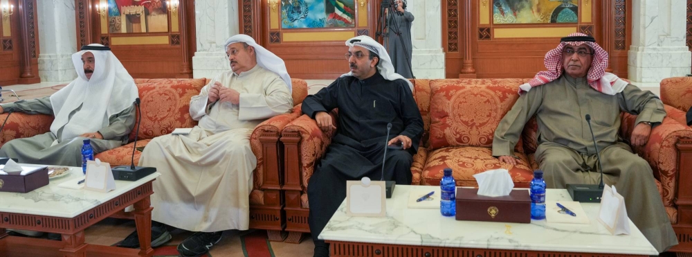رئيس تحرير الجريدة الزميل خالد هلال المطيري خلال اللقاء
