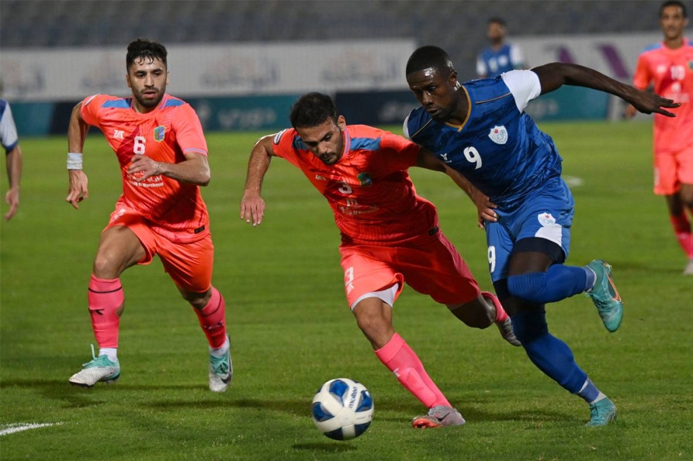 242194 السالمية والشباب في لقاء سابق