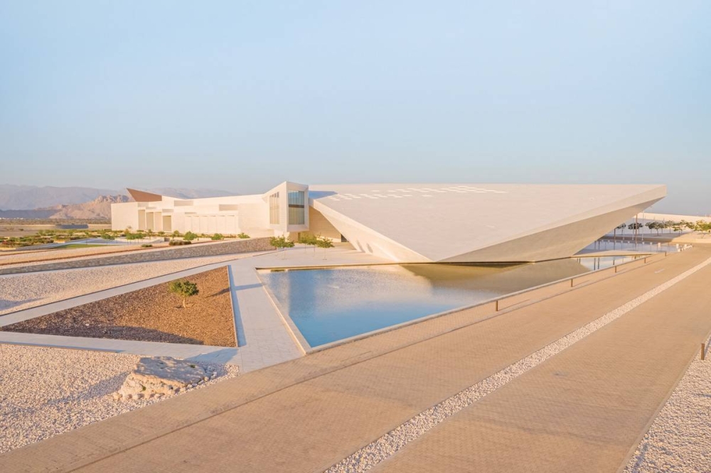 248186 متحف عمان