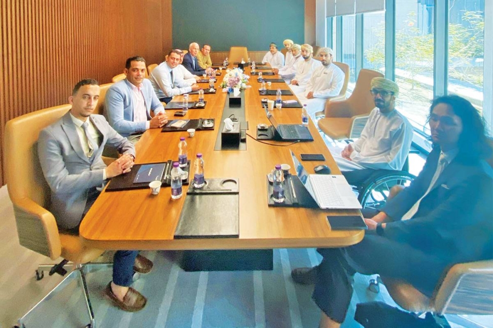 248193 جانب من لقاء الإعلاميين بصالة «استثمر في عُمان»