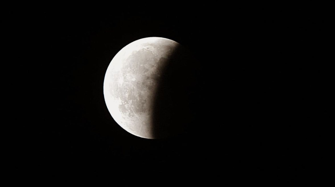 الكرة الأرضية تشهد اليوم حدثين نادرين في «رمضان»