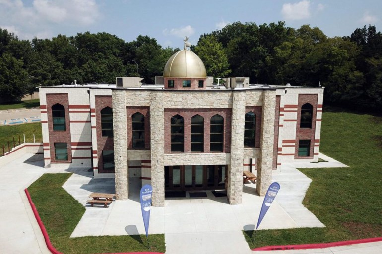 icgkc-masjed-1711220756 صورة للجمعية الإسلامية في كانساس سيتي ISGKC (الموقع الرسمي للجمعية الإسلامية في كانساس سيتي)