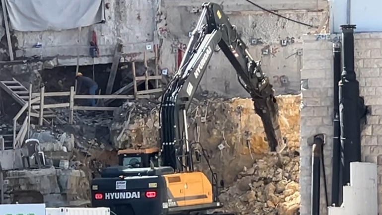 حفريات إسرائيلية في حارة الشّرف بالقدس - الجزيرة نت