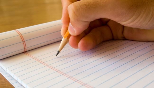 العلاج بالكتابة يساعد مرضى السرطان على مواجهة الصدمات النفسية