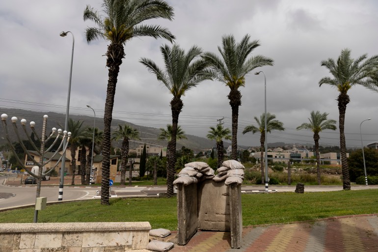 2147903857-1714240887 مدن شمال إسرائيل خالية من السكان بسبب قصف حزب الله