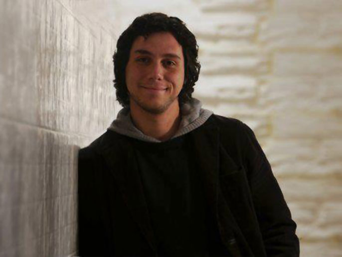 53f4387f-755a-4c02-ac97-e40370e7526c باسل شحادة قتلته قوات النظام في قصف بحمص (المصدرصفحته الشخصية على الإنترنت).