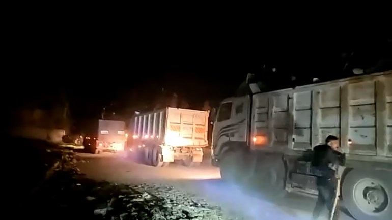 9d984frr-1710623566 الجزيرة ترصد وصول شاحنات مساعدات إلى شارع صلاح الدين شمالي قطاع غزة