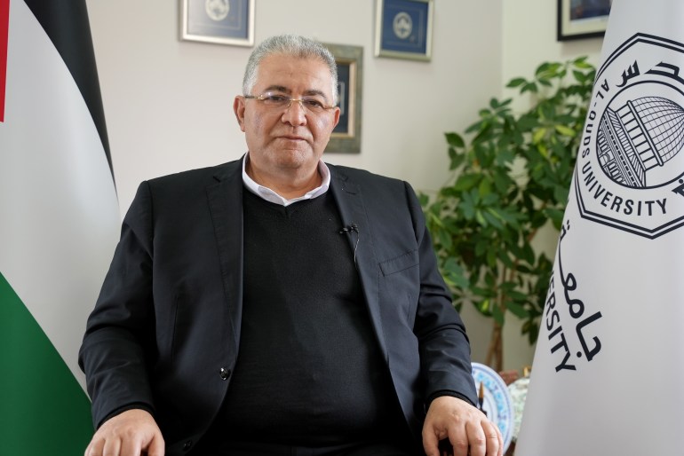 d981d984d8b3d8b7d98ad986-1708543743 رئيس جامعة القدس د. عماد أبو كشك(الجزيرة نت)