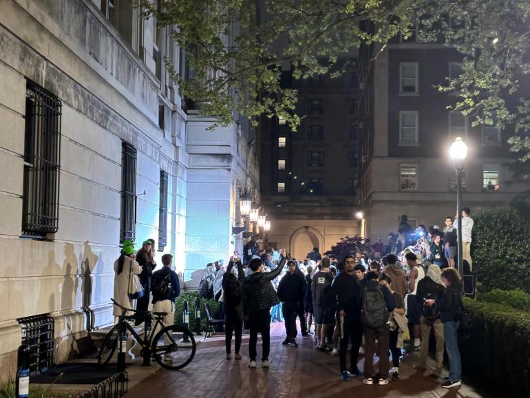 l-1-1714454125 مظاهرات واعتصامات الجامعان الامريكية -جامعة كولومبيا