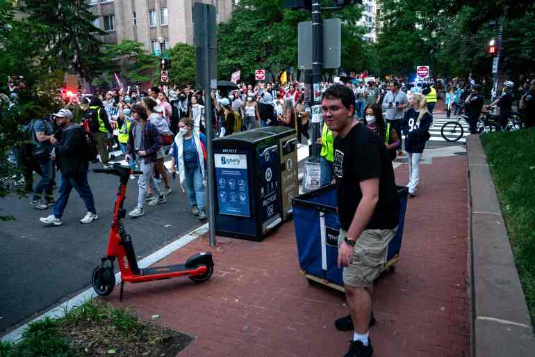 2151707878-1715330042