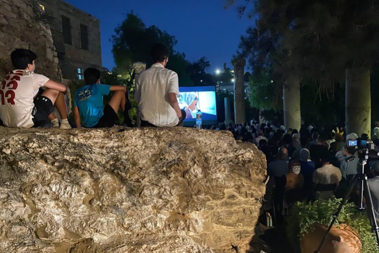 أثناء عرض الفيلم في عمان .. الجزيرة.....