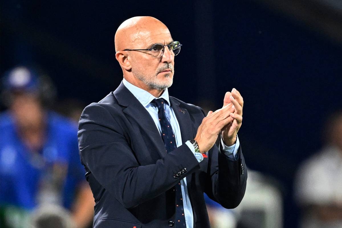 المدرب لويس دي لا فوينتي