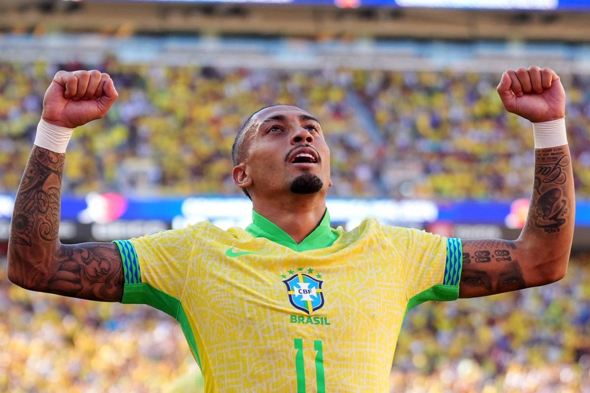 اللاعب رافينيا