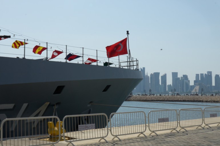 زيارة الفرقاطة "كينالي أدا"إلى ميناء الدوحة