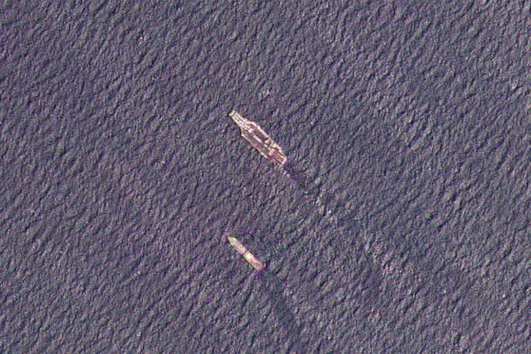 صور أقمار صناعية تظهر تحرك حاملة طائرات أمريكية قبالة سواحل إيران المصدر: Planet Labs PBC