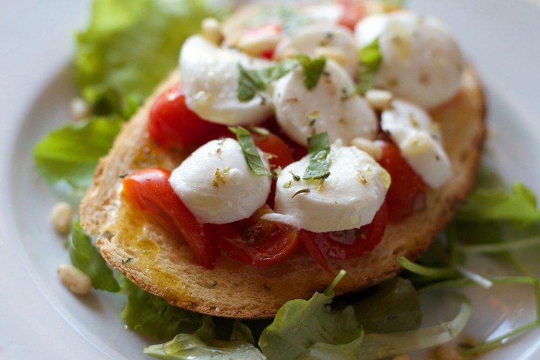 d9a1d9a2d9a3d9a1d9a2d9a32-1721756424 Food, Meal, Vegetable image. Free for use.
