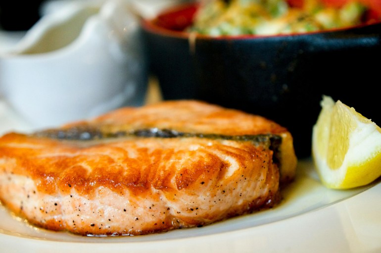 d9a1d9a2d9a3d9a1d9a2d9a35-1721756366 Cooked Fish on Plate