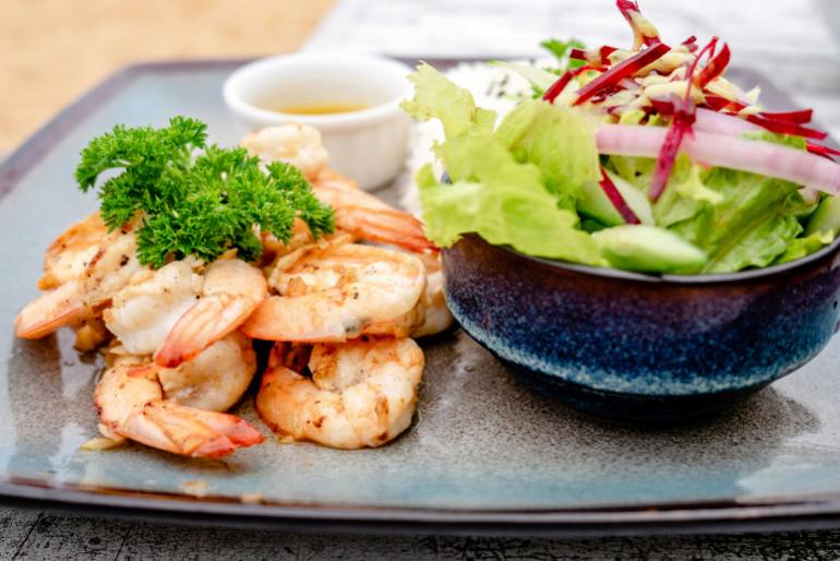d9a1d9a2d9a3d9a1d9a2d9a36-1721756374 Cooked Shrimps Near the Vegetable Salad