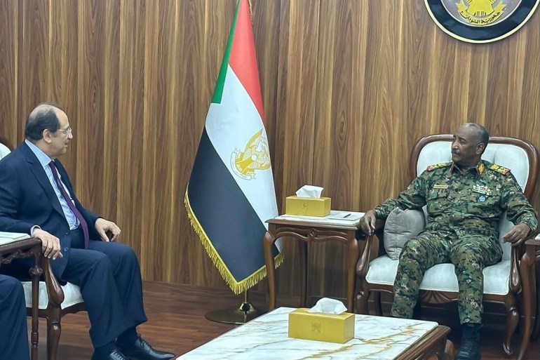 رئيس مجلس السيادة يلتقي رئيس المخابرات المصرية الصحافة السودانية - suna-sd.net