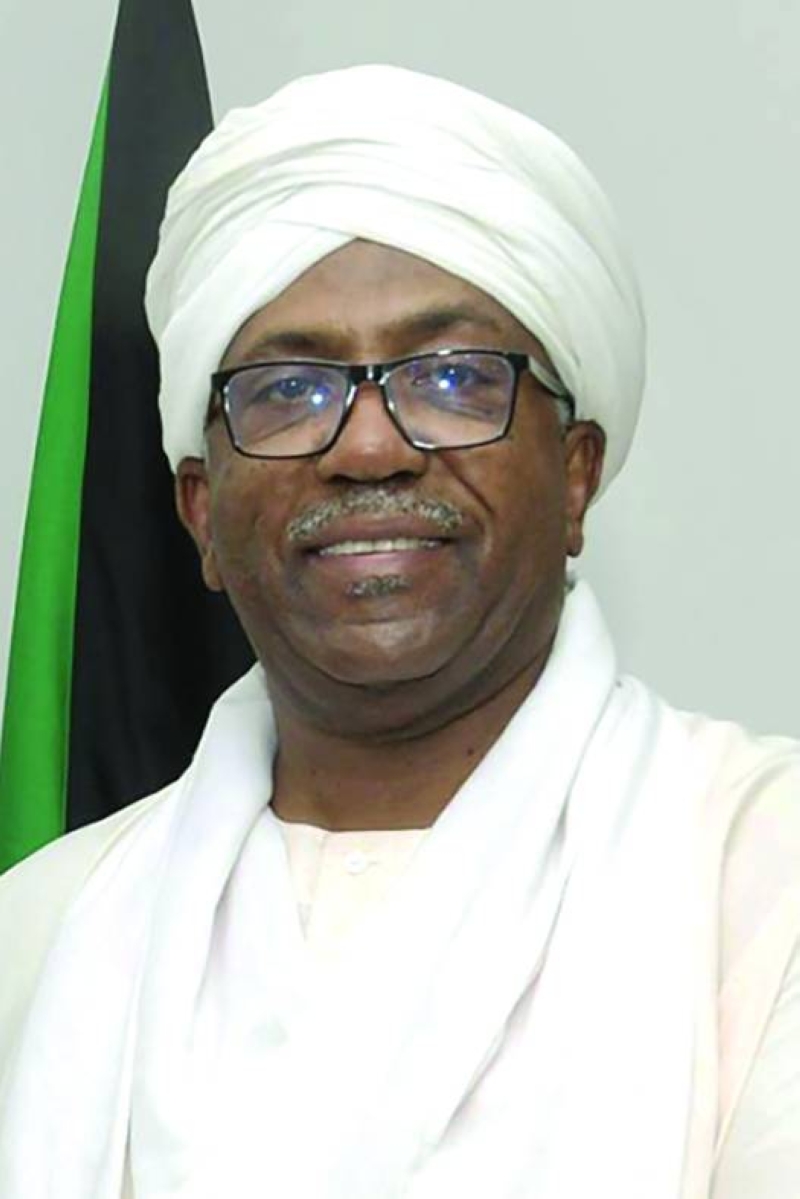 1756838 السفير السوداني عوض الكريم الريح بلة