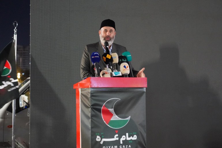 نواف تكروري، رئيس هيئة علماء فلسطين - الجزيرة