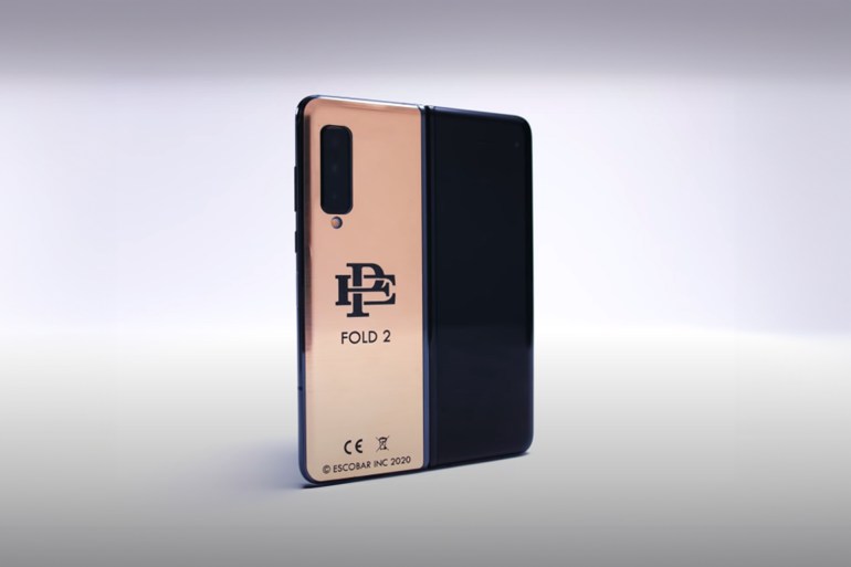 05a3plxeudndqtuzg6b5ktr-2-1725974767 The Escobar Fold 2, which is a Galaxy Fold covered in some gold foil. (Credit: Escobar Inc.)