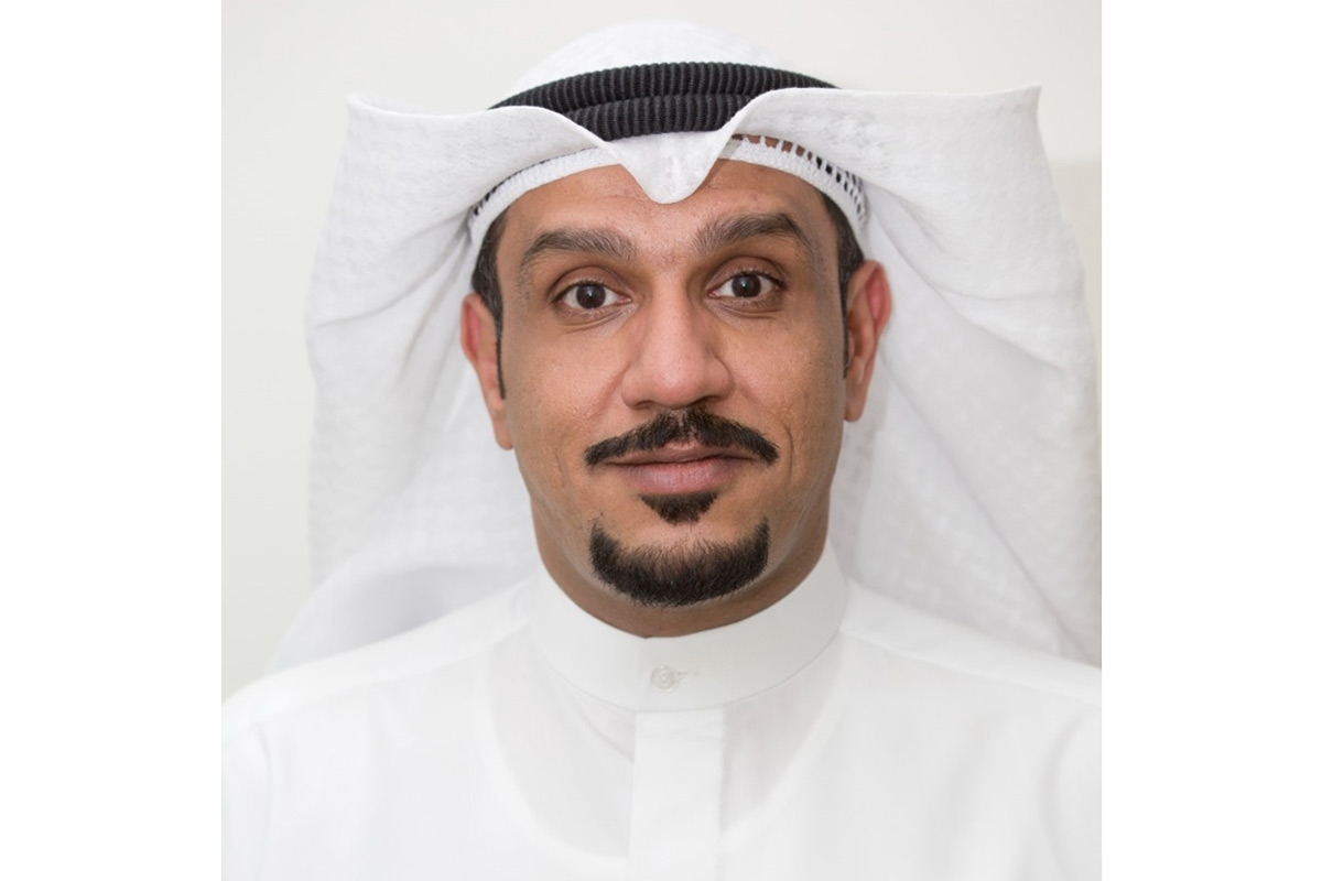 الفنان والمخرج أحمد الشطي