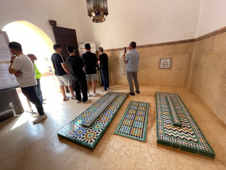 d8b2d988d8a7d8b1-d98ad982d8b1d8a4d988d986-d8a3d8a8d98ad8a7d8aa-1727601497