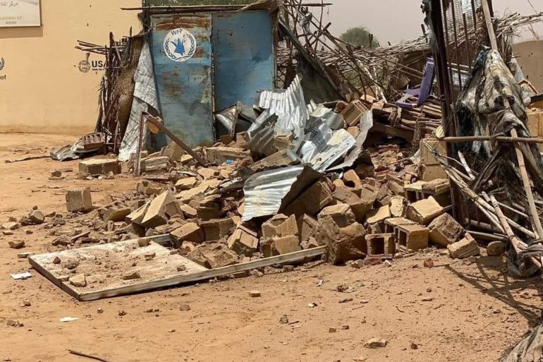 السودان// قصف مدفعي يسفر عن قتلى وأضرار بمرافق صحية بالفاشر//