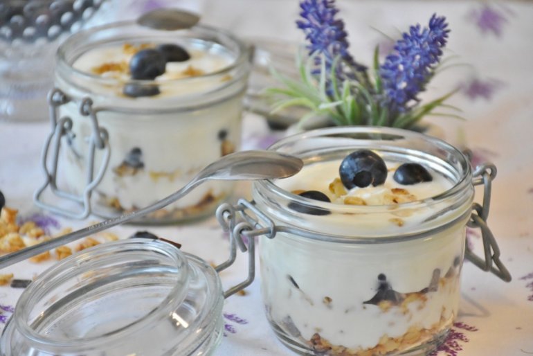 yogurt-1612787_1280