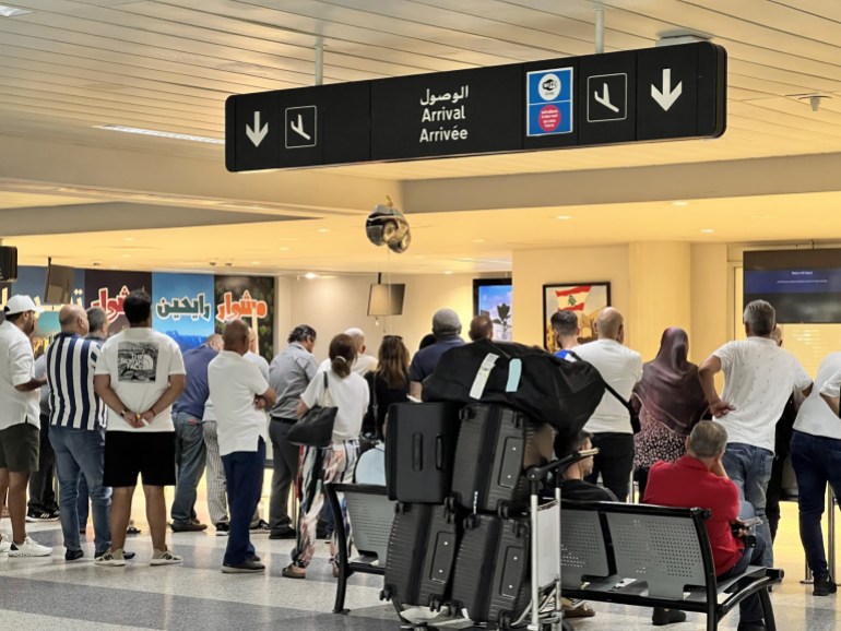 سجل مطار رفيق الحريري الدولي في بيروت أعلى أرقام منذ بداية عام 2024 خلال الشهر السادس (الجزيرة)