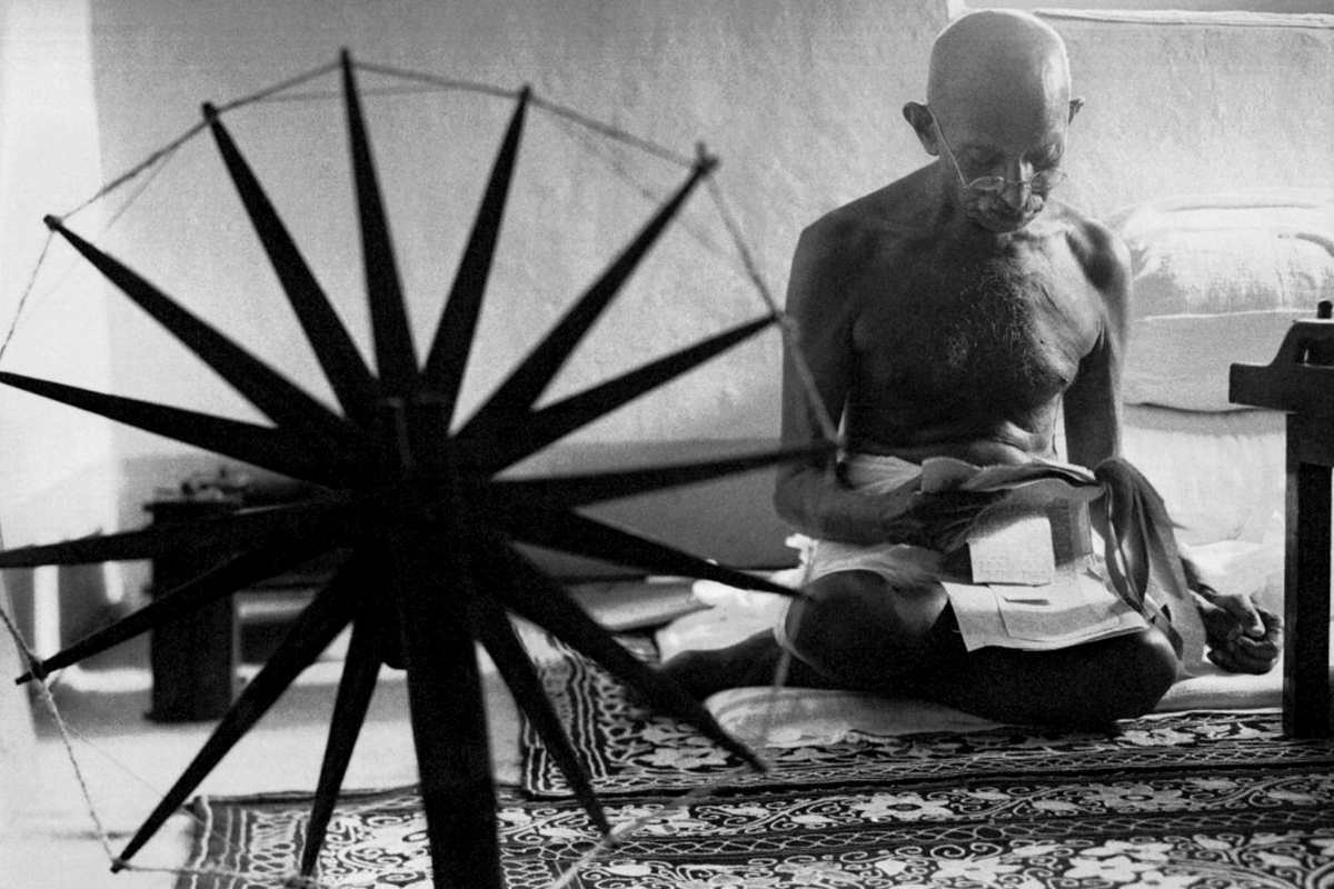 348810 المهاتما غاندي