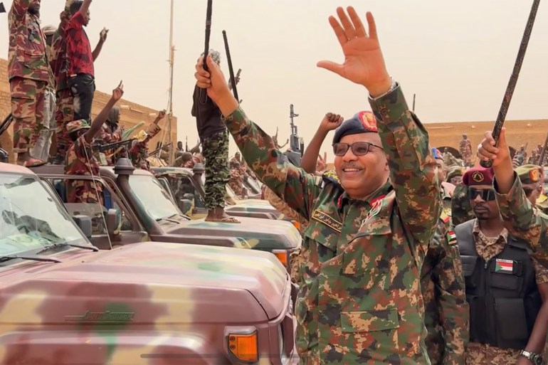 عضو مجلس السيادة مساعد قائد الجيش السُّوداني الفريق إبراهيم جابر