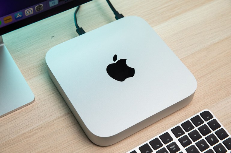 d8b9d98176-1725295953 apple's mac mini M2 منصة اكس - @verge