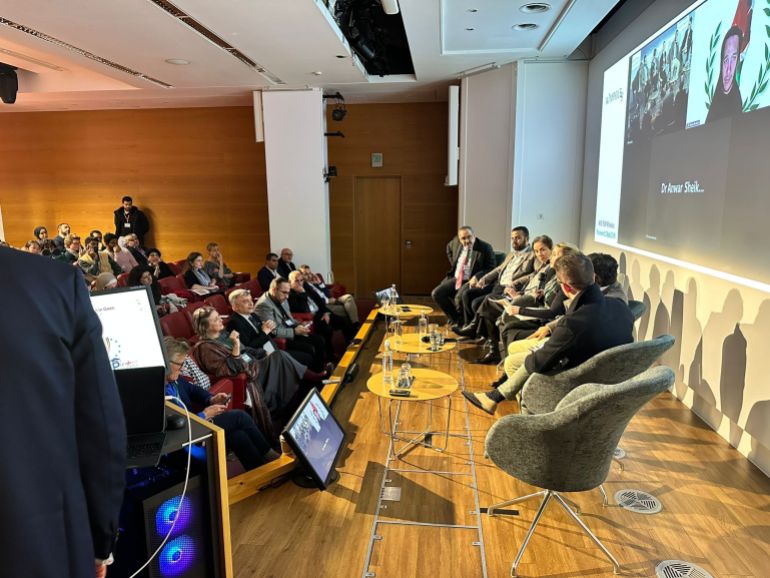 d9a3d9a4-1732521782 تجمع الأطباء الفلسطينيين في أوروبا يجمع أكثر من 150 ألف دولار لدعم ورعاية طلبة الطب في غزة