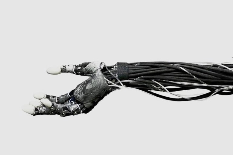 76jgy-1733747831 كلون ألفا روبوت بهيكل بشري صناعي موقع الشركة - clonerobotics.com