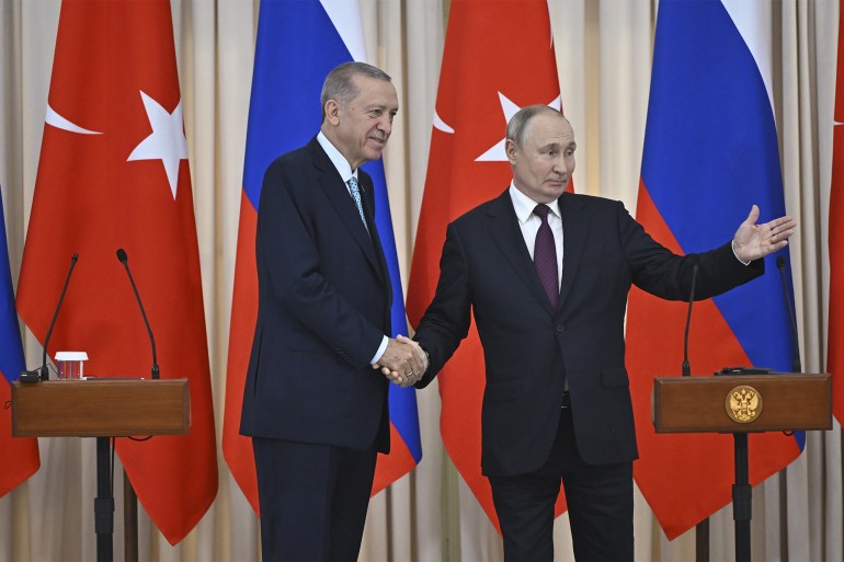 file-10032-1693839974 SOCHI, RUSSIA - SEPTEMBER 04: Turkish President Recep Tayyip Erdogan (L) and Russian President Vladimir Putin (R) hold a joint press conference following their meeting in Sochi, Russia on September 04, 2023.