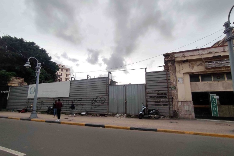 picture-44116-1735336253 سينمات الإسكندرية التي تعرضت للهدم تشكل جزءاً كبيراً من هوية وتاريخ المدنية - الجزيرة نت