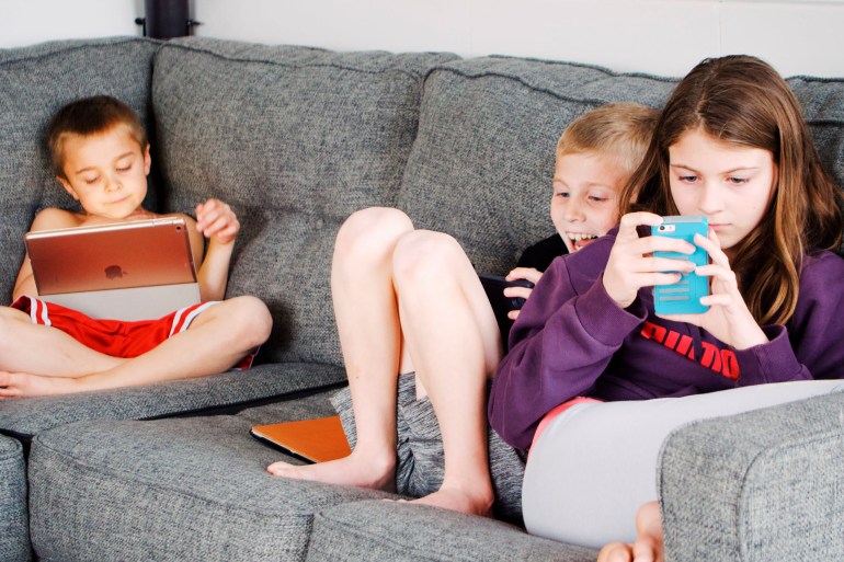 3-7 فكرة الشخصيات الافتراضية في الألعاب الإلكترونية تنمي الانفصال عن الحياة الواقعية لدى الأطفال- (بيكسلز).