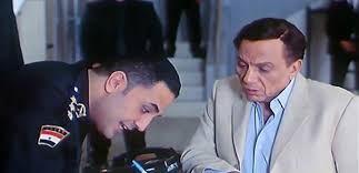 images-10-1735631929 عادل إمام قد يمزح ويعبر عن الرفض الشعبي لإسرائيل، لكن لا يمكن أن يتجاوز ذلك الخط ويدعم النضال المسلح ضد الاحتلال