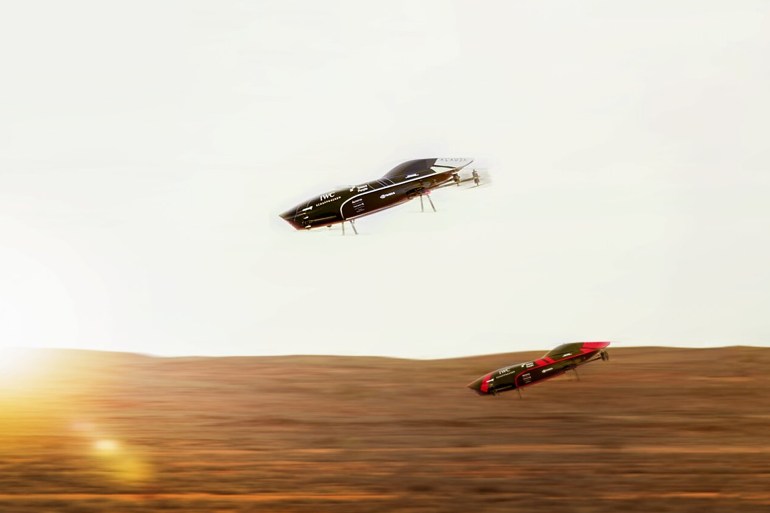 سباق بين السيارات الطائرة - The first ever electric VTOL drag race | Airspeeder's EXA Series