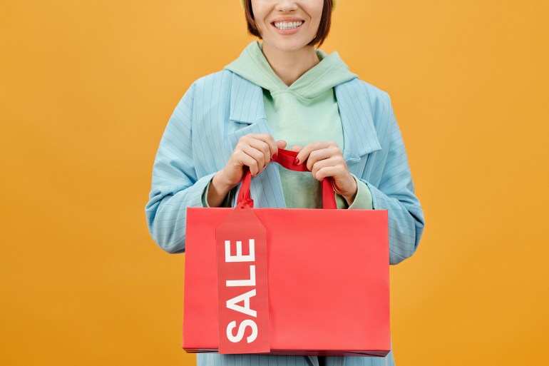 002-5-1720100805 "التسوق البطيء" سبيلك لمكافحة إغراء الشراء السهل عبر الإنترنت