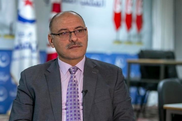 1-36 رياض الشعيبي مستشار رئيس حركة النهضة التونسية