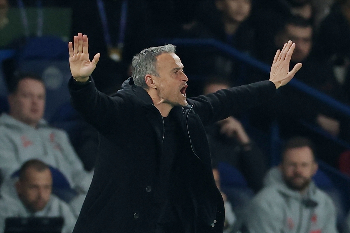 399172 لويس إنريكي، مدرب باريس سان جرمان