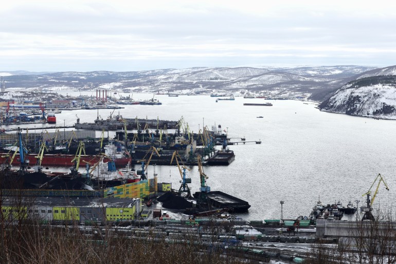 ap-812194621_981e36-1743101055 A view of the port of Murmansk, Russia, Thursday, March 27, 2025. (Vyacheslav Prokofyev, Sputnik, Kremlin Pool Photo via AP)