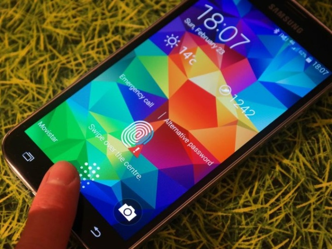 خبراء أمنيون يتمكنون من اختراق هواتف أندرويد عن طريق بصمة الإصبع