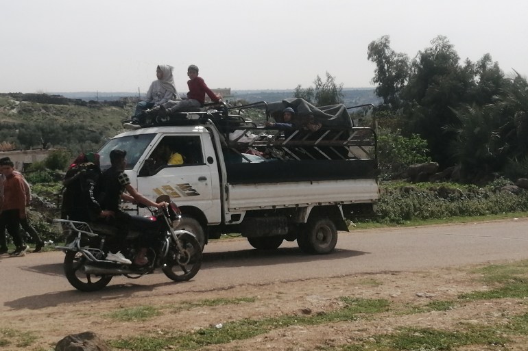 d98ad8a9-d983d988d98ad8a7-3-1742908180 صور خاصة النزوح الأهالي من قرية كويا